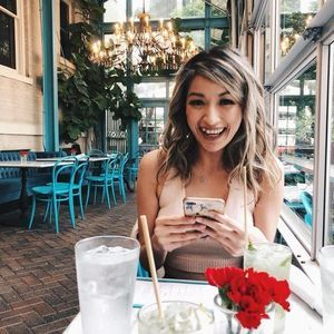 Meet your Posher, Thao